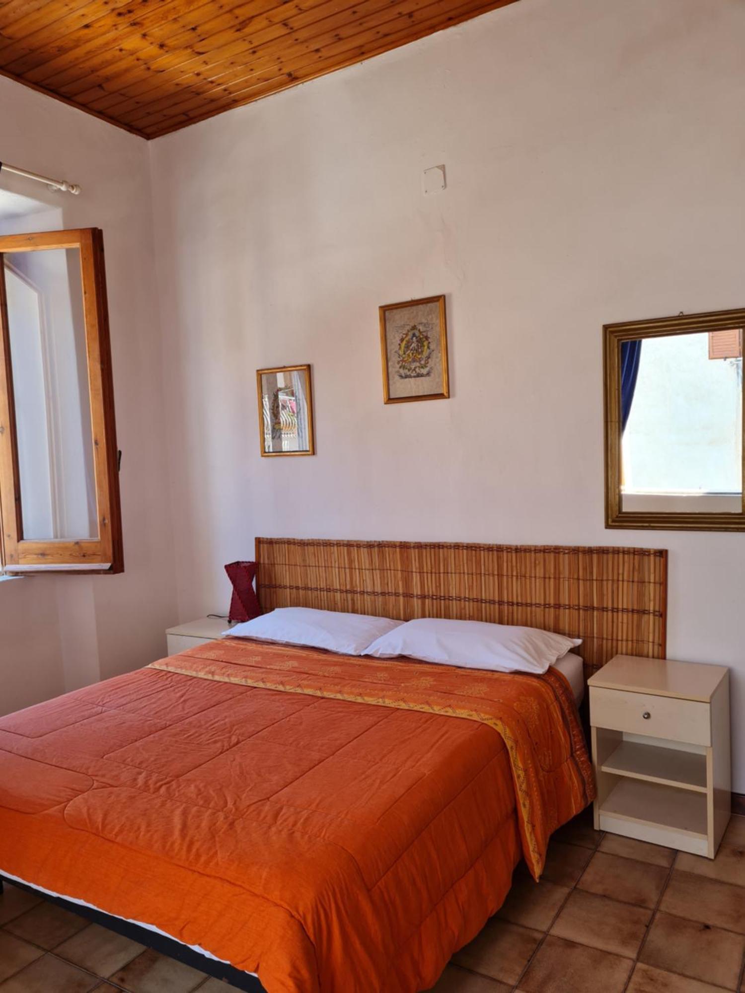 Bed & Breakfast Bibio Parghelia Exteriör bild